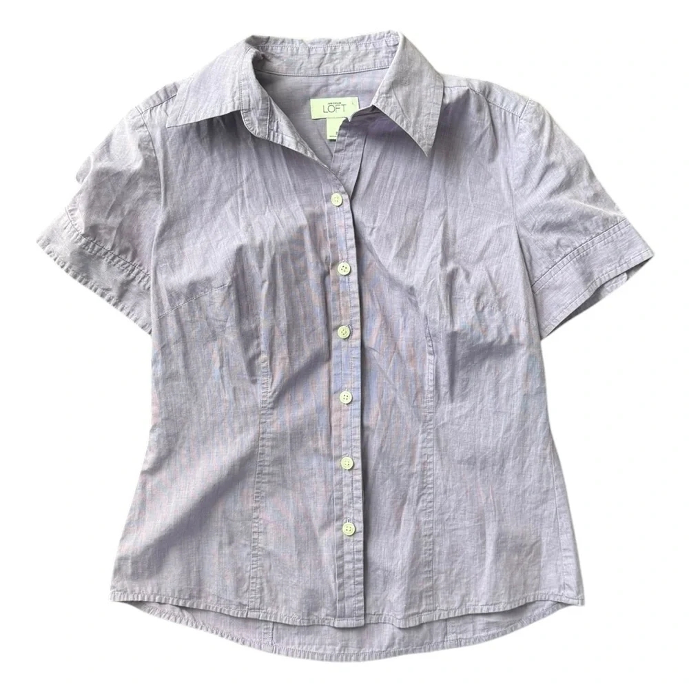 ๐ผ5 for 25๐ผ LOFT Purple Short Sleeve Button Down Shirt Size 8 - Picture 4 of 9